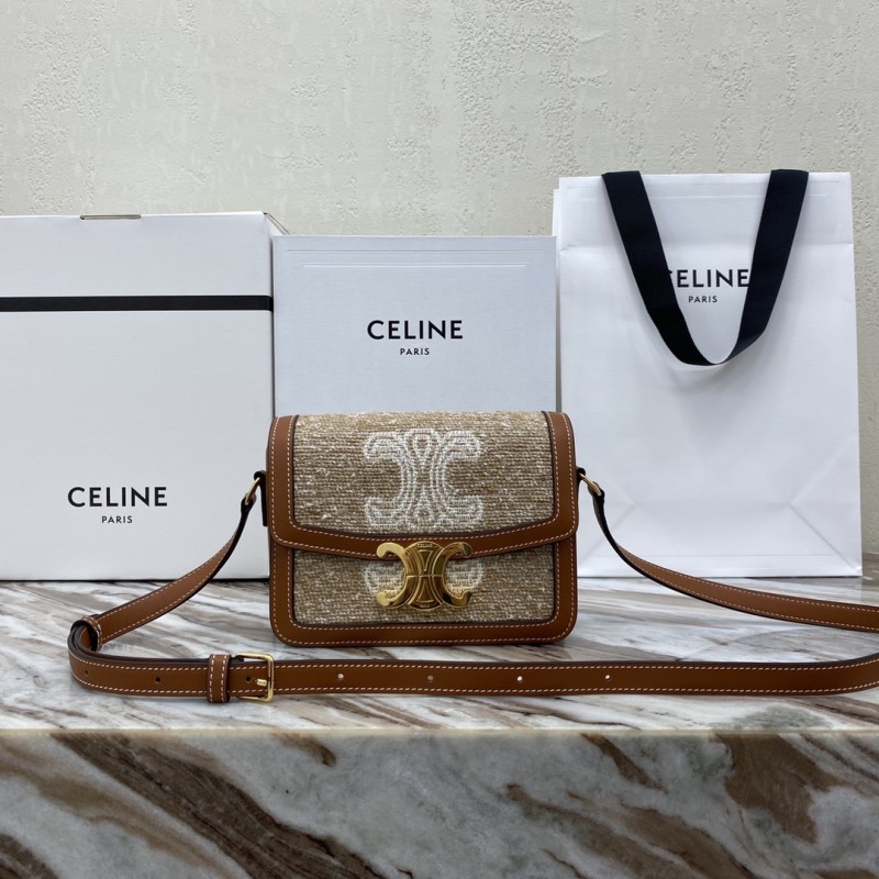 Celine Top Quality Triomphe Teen 18.5cm 188423 Knockoff Bag
